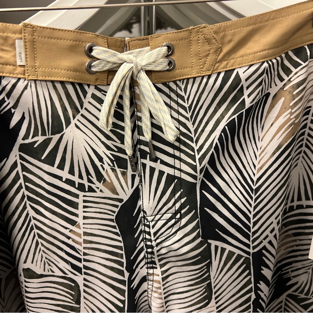 VUORI Cruise Boardshort - Wheat Fronds - 38